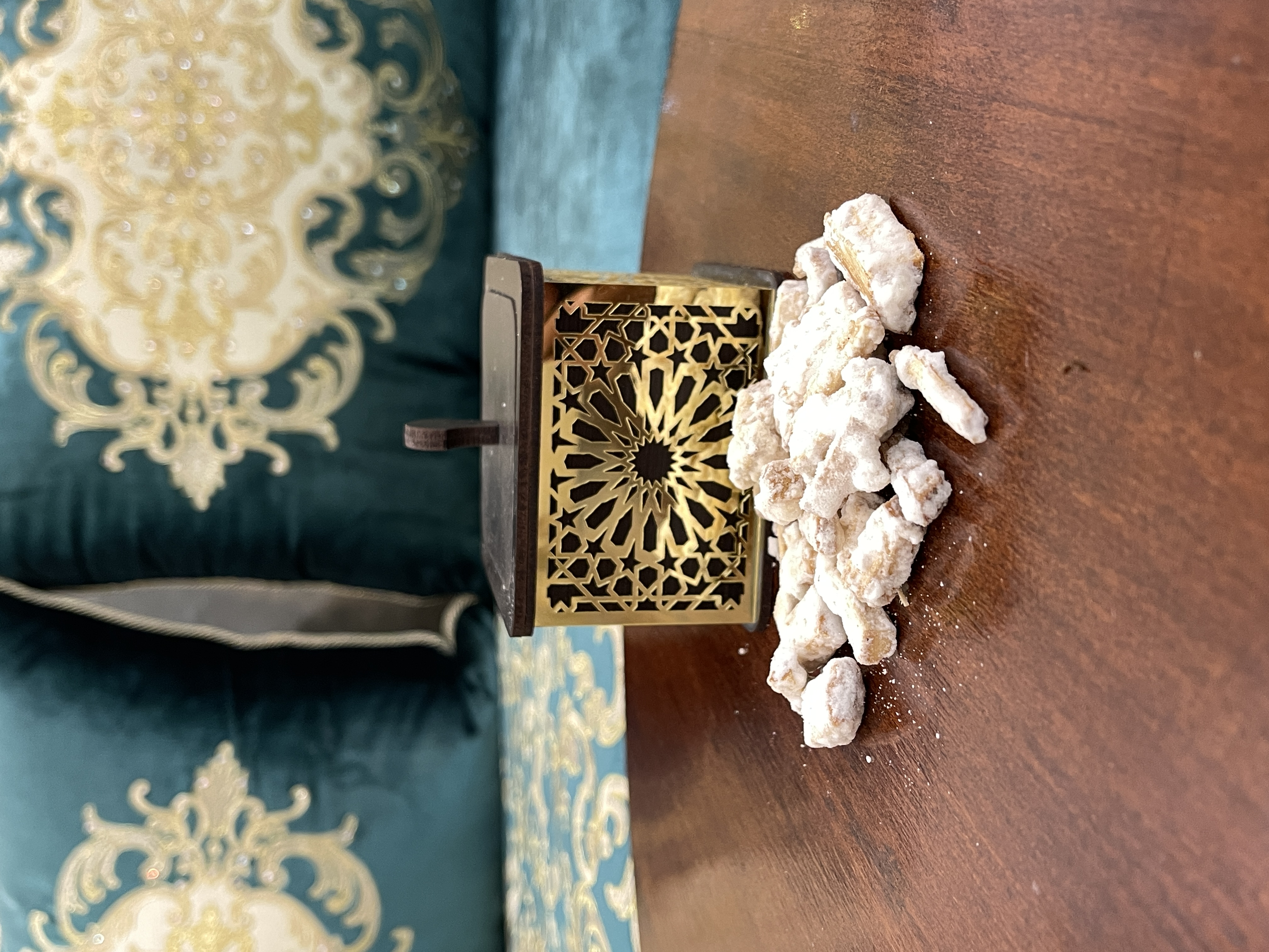 عود أبيض مشحم بالمسك 40 غرام 