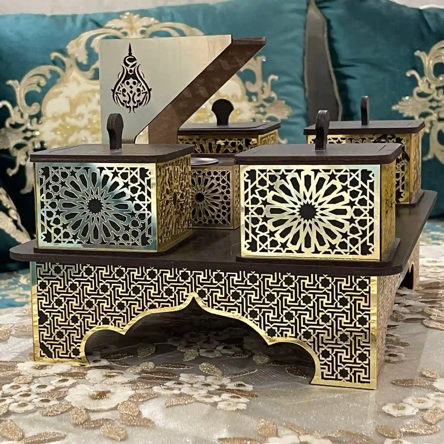 باقة القصر الملكية الرباعية 